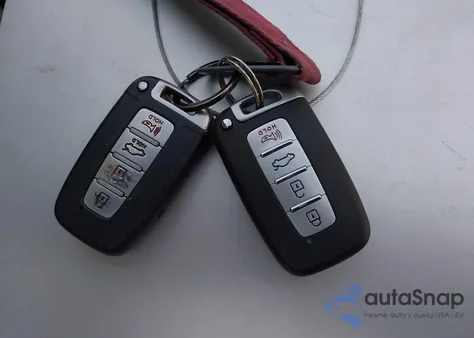 2013 Hyundai Sonata Limited z USA, uszkodzony, nr VIN 5NPEC4AC2DH622721